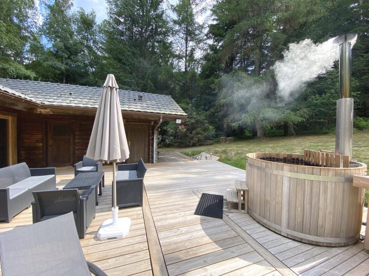 Le Fishing Lodge Chalet En Bois Avec Bain Nordique La Bresse Exterior photo